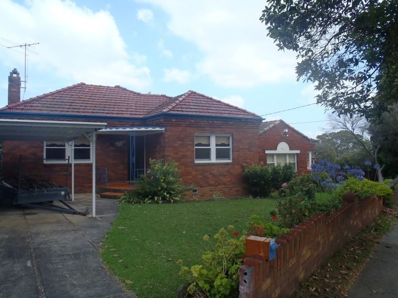 44 Baumans Road, Peakhurst NSW 2210