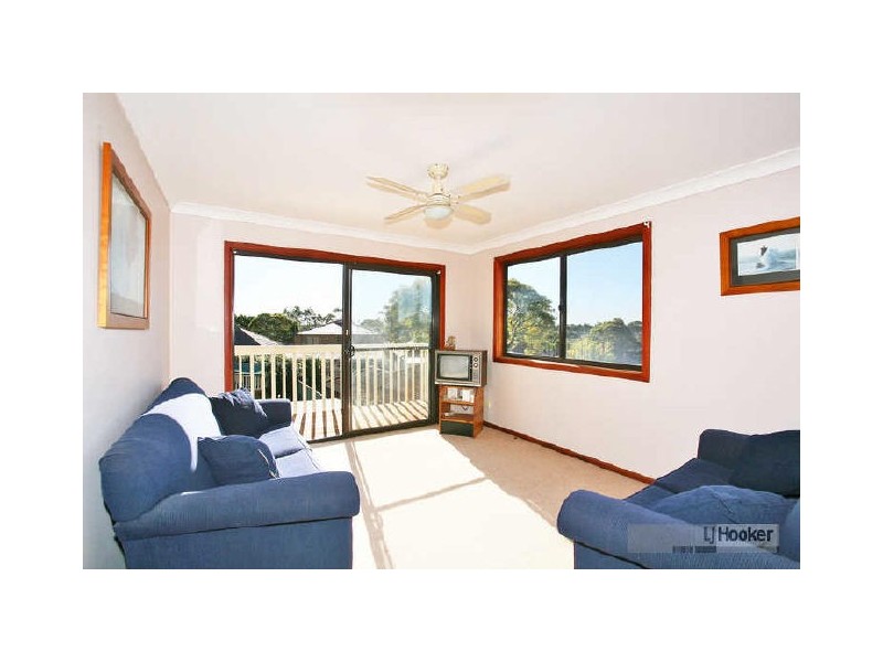 12 Highland Road, Peakhurst NSW 2210