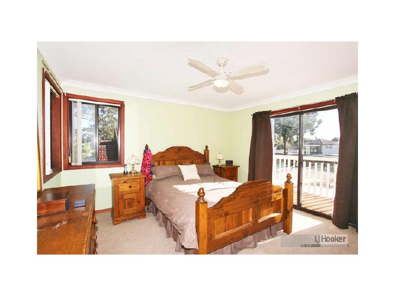 12 Highland Road, Peakhurst NSW 2210