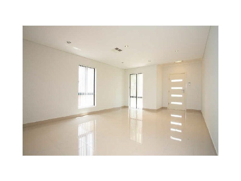 33A Jacques Avenue, Peakhurst NSW 2210