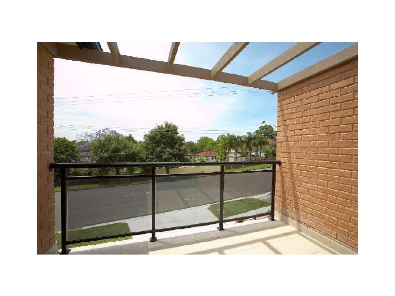 33A Jacques Avenue, Peakhurst NSW 2210