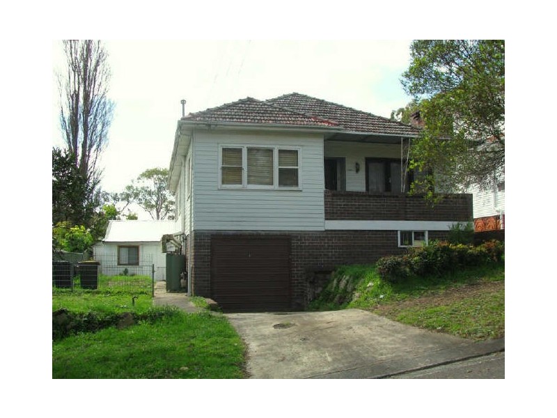 3 Evans Street, Peakhurst NSW 2210