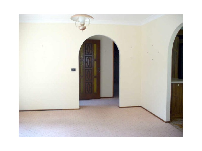 5 Johnstone Street North, Peakhurst NSW 2210