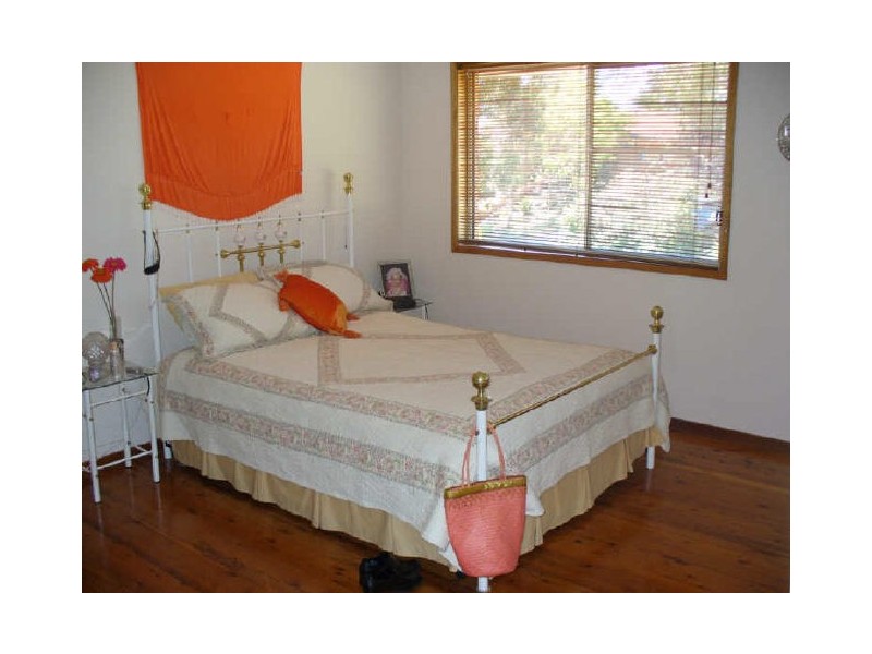 17 Barnes Crescent, Menai NSW 2234