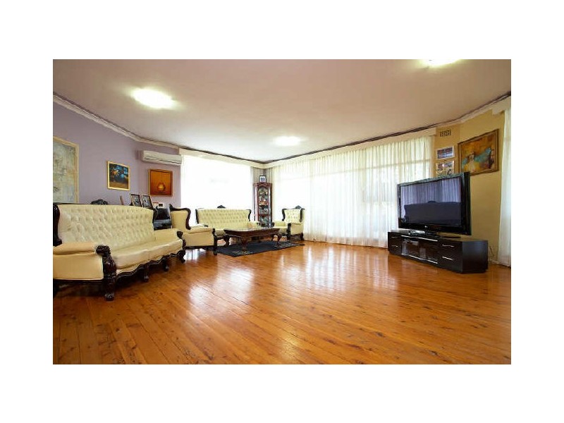 43 Blackbutt Avenue, Lugarno NSW 2210