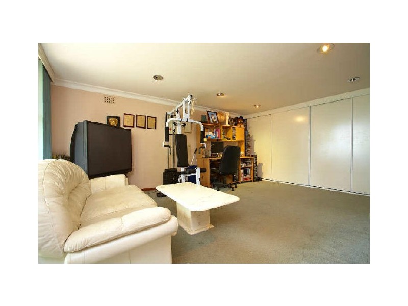 43 Blackbutt Avenue, Lugarno NSW 2210