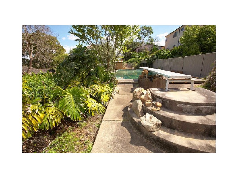 103 Ogilvy St, Peakhurst NSW 2210