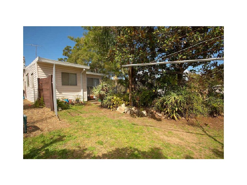 103 Ogilvy St, Peakhurst NSW 2210