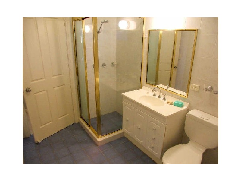 2/53 Ogilvy Street, Peakhurst NSW 2210