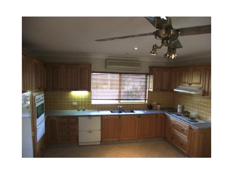 2/53 Ogilvy Street, Peakhurst NSW 2210