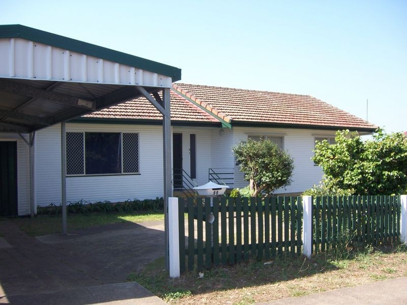 99 Graham Road, Carseldine QLD 4034