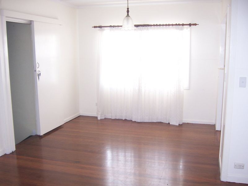 99 Graham Road, Carseldine QLD 4034