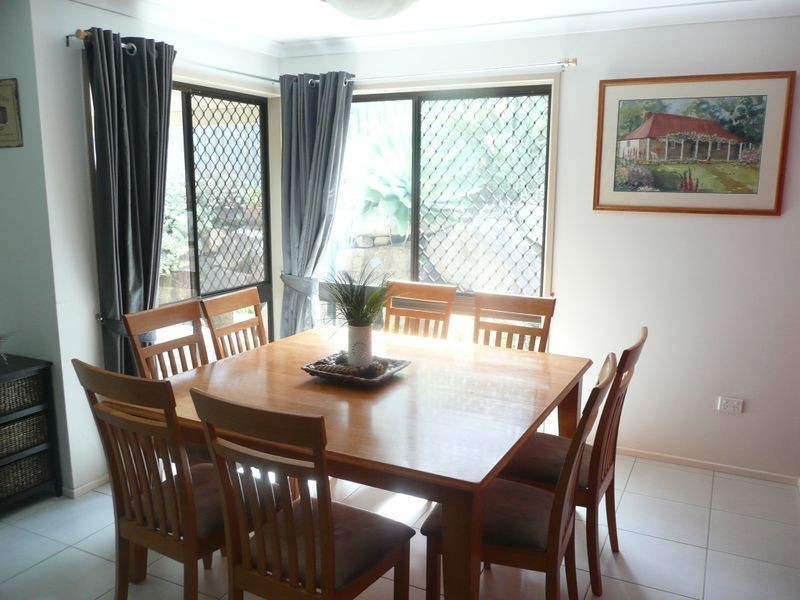 27 Lancewood Drive, Albany Creek QLD 4035