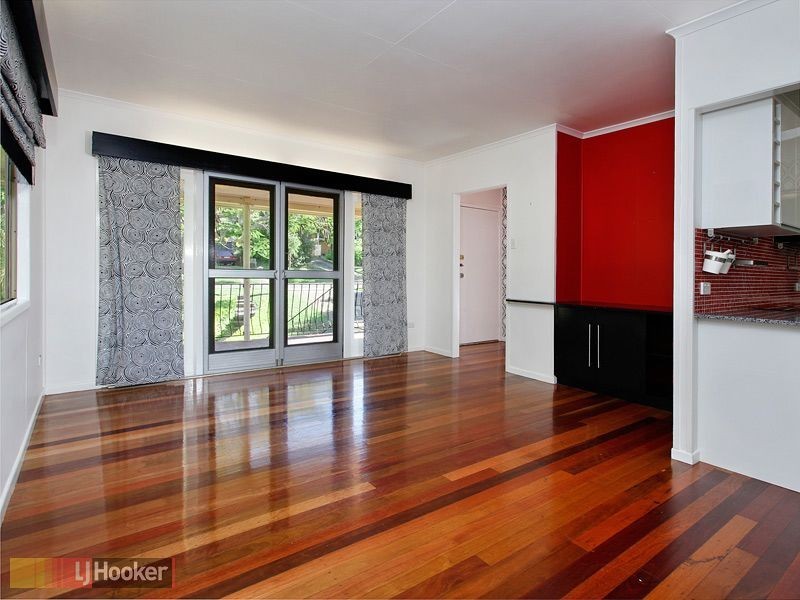 24 Boona Street, Petrie QLD 4502