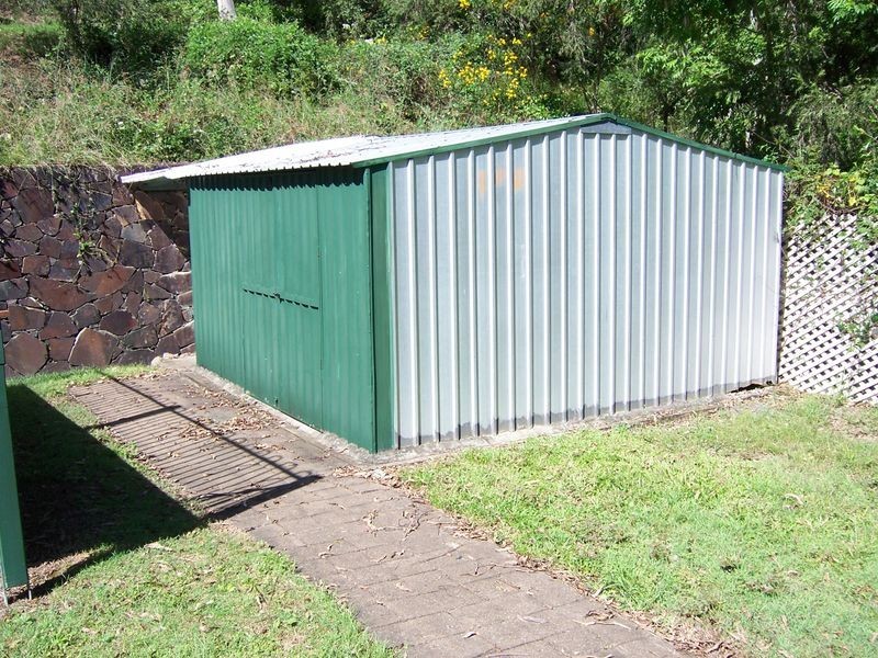 5 Somers Street, Eatons Hill QLD 4037