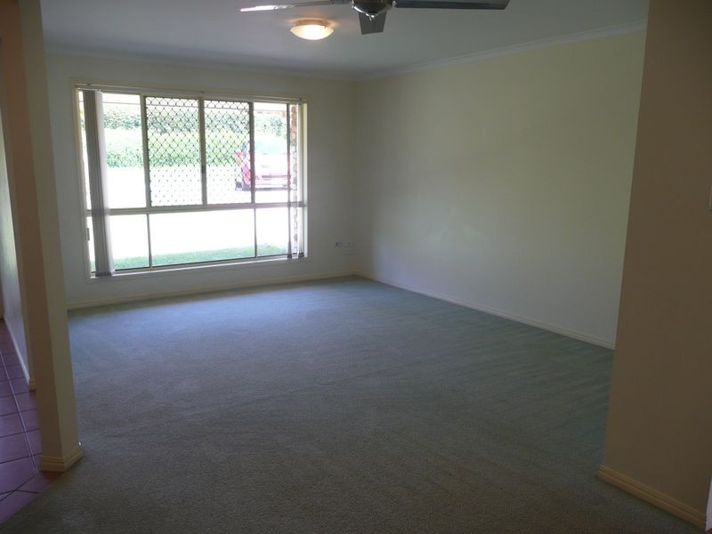 10 Valencia Court, Eatons Hill QLD 4037