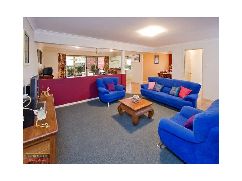 30 Bauple Street, Albany Creek QLD 4035