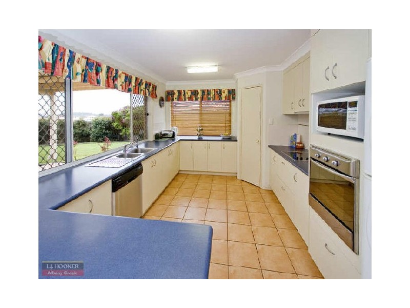 30 Bauple Street, Albany Creek QLD 4035