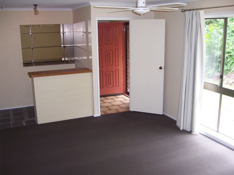 6 Jane Court, Cashmere QLD 4500