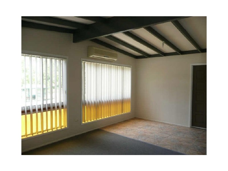 34 Kurwongbah Drive, Petrie QLD 4502