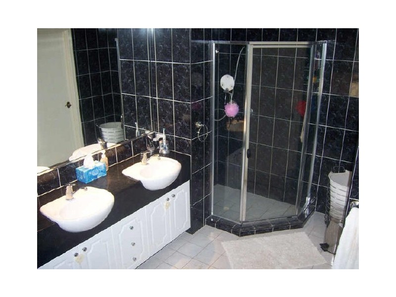 28 Lancewood Drive, Albany Creek QLD 4035