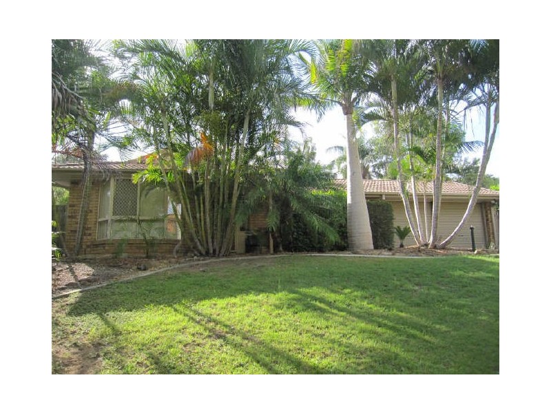 11 Elwood Court, Eatons Hill QLD 4037