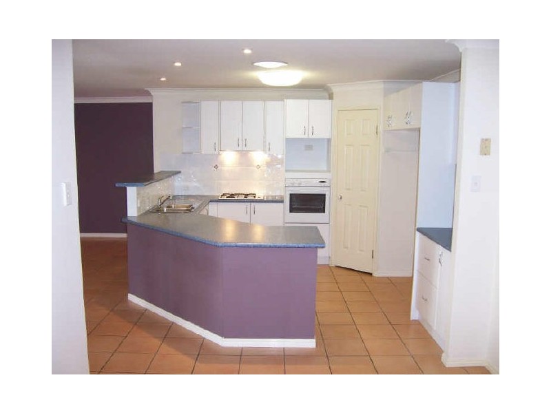 4 Meiland Court, Eatons Hill QLD 4037