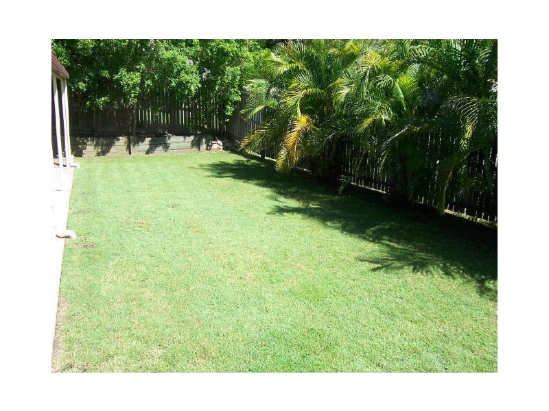 31 Rothschild Street, Eatons Hill QLD 4037