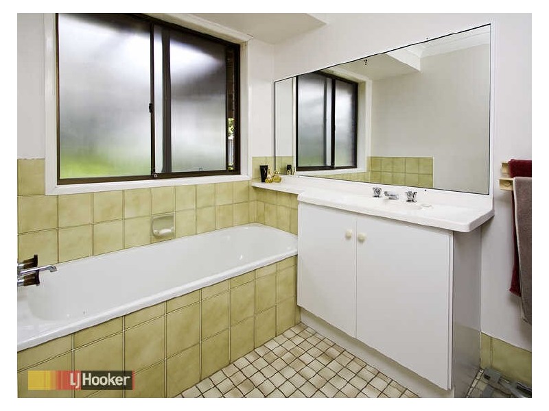 4 Cassowary St, Albany Creek QLD 4035