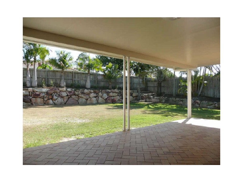 4 Brandy Ct, Eatons Hill QLD 4037