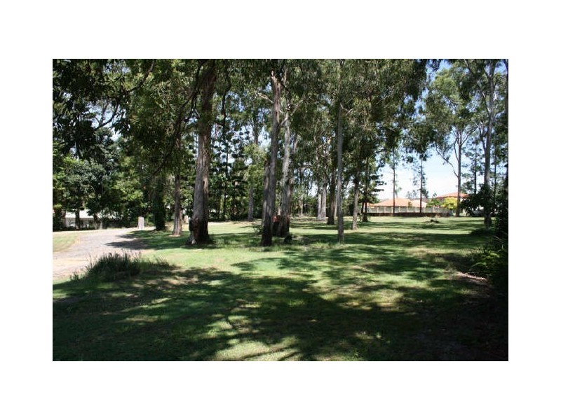 Bridgeman Downs QLD 4035