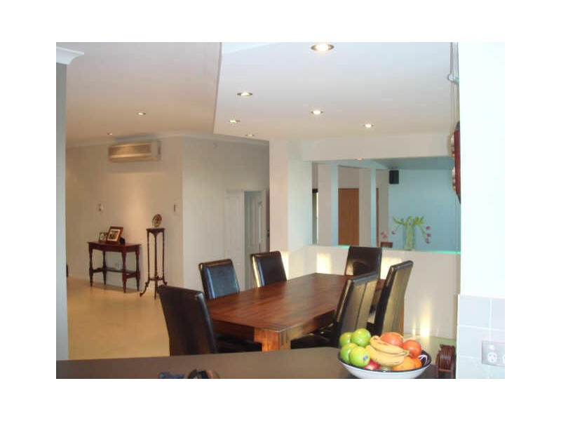 85 Hillenvale Avenue, Arana Hills QLD 4054