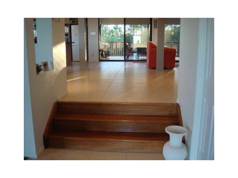 85 Hillenvale Avenue, Arana Hills QLD 4054