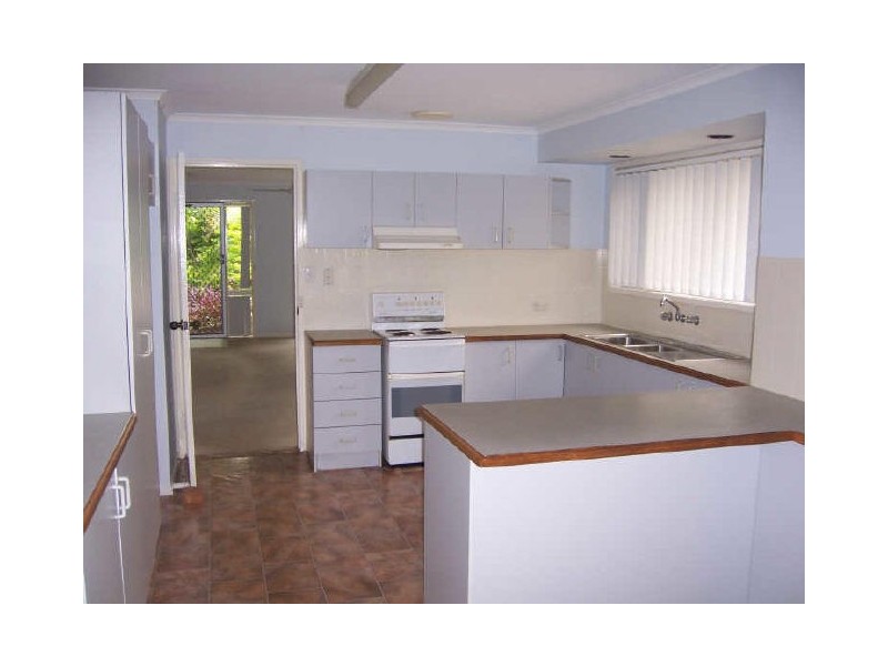 9 Danaus Court, Eatons Hill QLD 4037