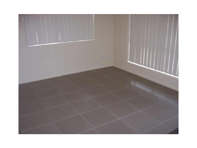 11 Adam Street, Kallangur QLD 4503