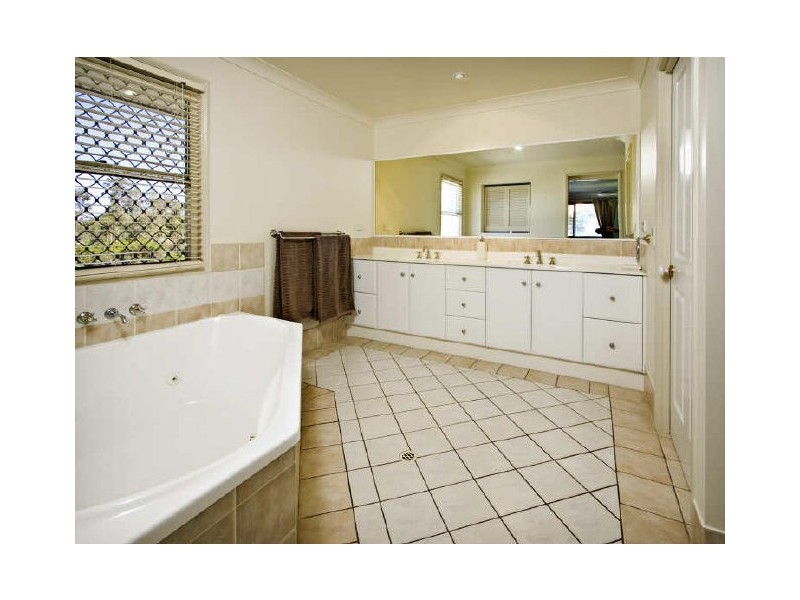 Albany Creek QLD 4035