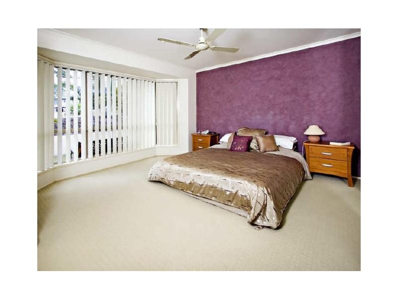 Eatons Hill QLD 4037