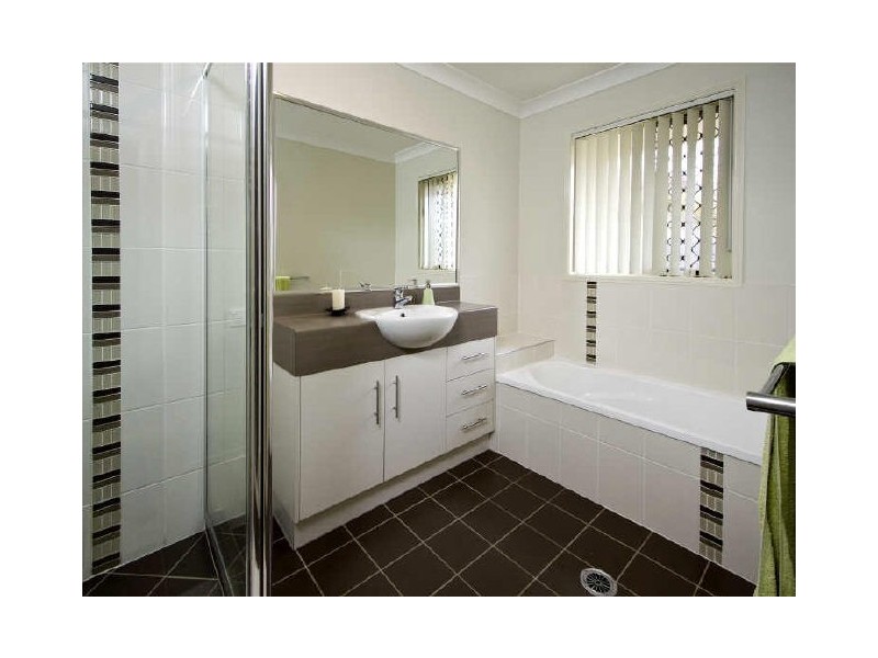 Warner QLD 4500