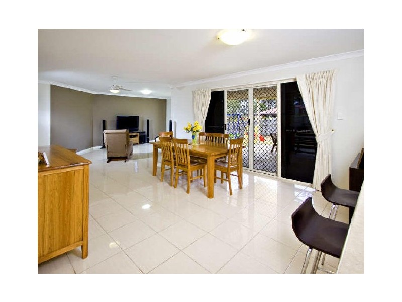 Warner QLD 4500