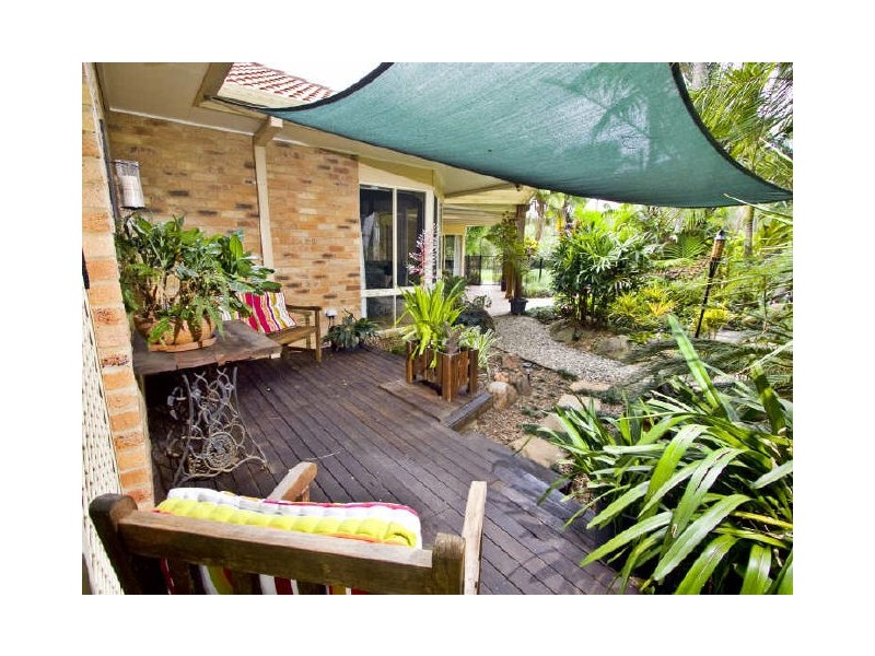 Eatons Hill QLD 4037