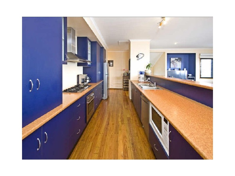 Eatons Hill QLD 4037