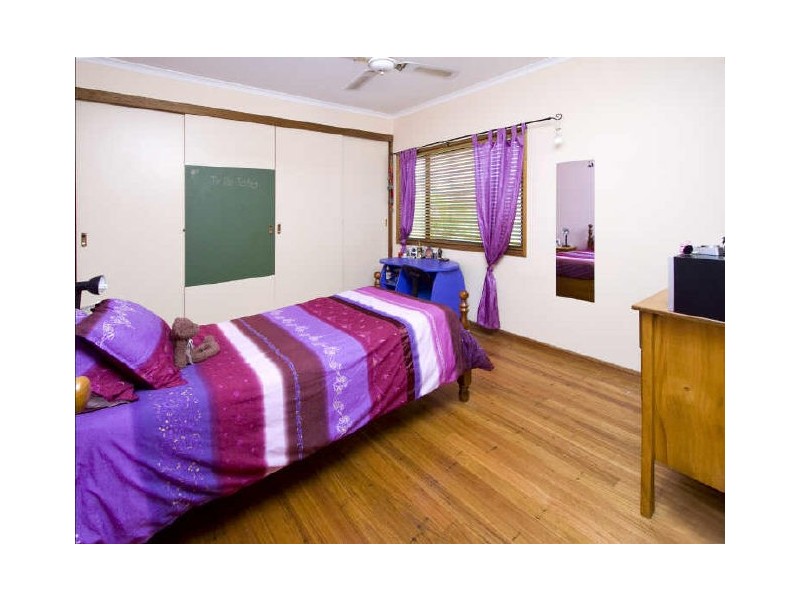 Eatons Hill QLD 4037