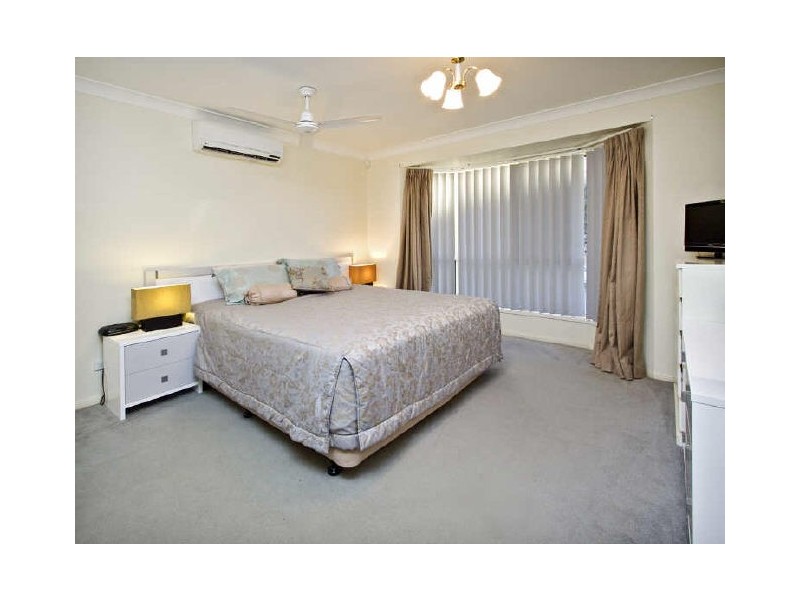 Eatons Hill QLD 4037