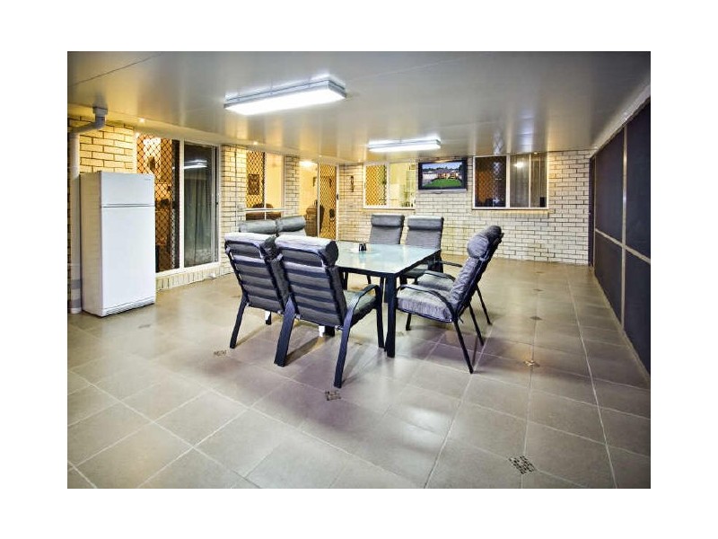 Eatons Hill QLD 4037