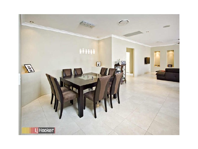 Eatons Hill QLD 4037