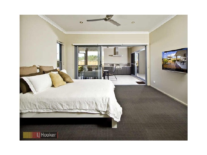 Eatons Hill QLD 4037