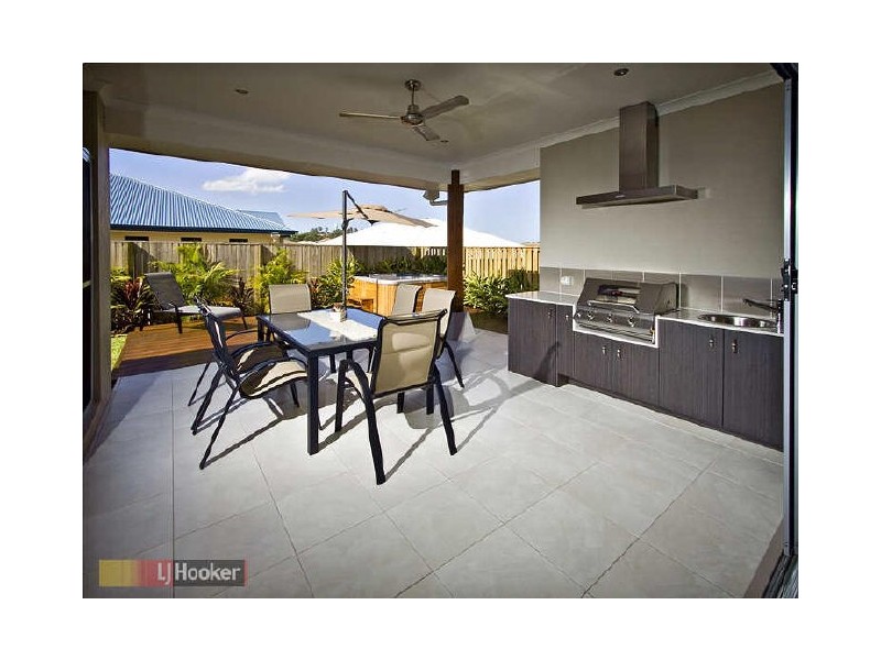 Eatons Hill QLD 4037