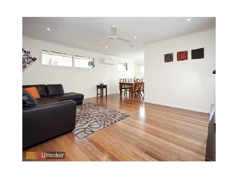 25 Olympus Court, Eatons Hill QLD 4037