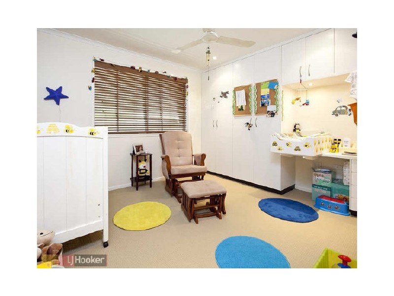 25 Olympus Court, Eatons Hill QLD 4037