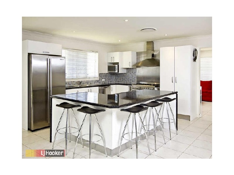 Eatons Hill QLD 4037